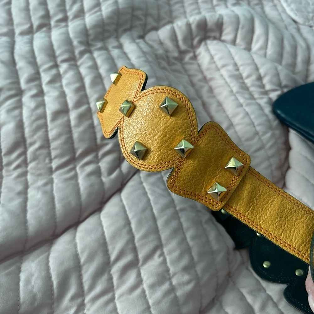 ✌️4 for $20✌️ Studded leather belt - Picture 11 of 15